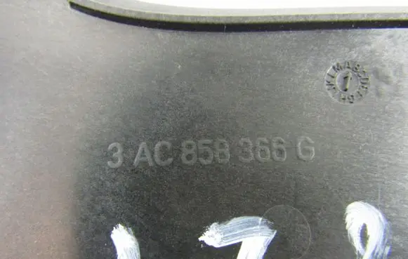 Volkswagen PASSAT CC Dashboard trim 3AC858366G