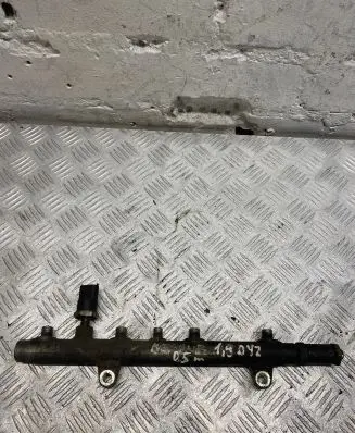 Renault Megane II Fuel main line pipe 8200347176