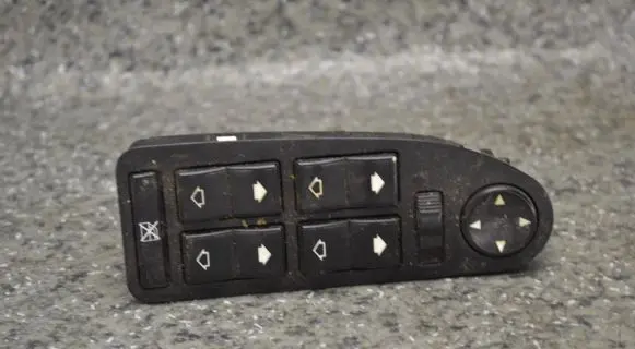 BMW 5 E39 Electric window control switch