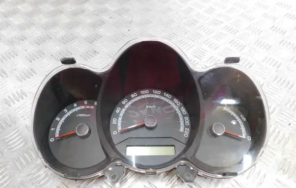 KIA Venga Speedometer (instrument cluster) 940041P570