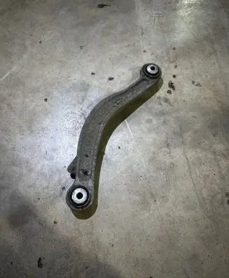 Mercedes-Benz E W212 Rear control arm 20407F15
