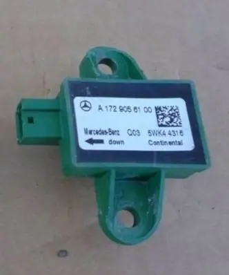 Mercedes-Benz E W212 Airbag deployment crash/impact sensor A1729056100