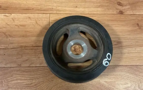 Peugeot 308 Crankshaft pulley 9654961080