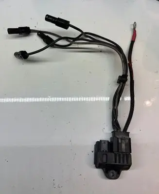 BMW 1 F20 F21 Glow plug pre-heat relay 857008702 121126 0522120103