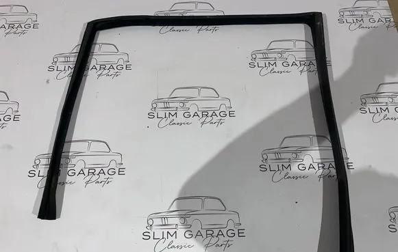 BMW 7 E38 Rubber seal rear door window/glass 