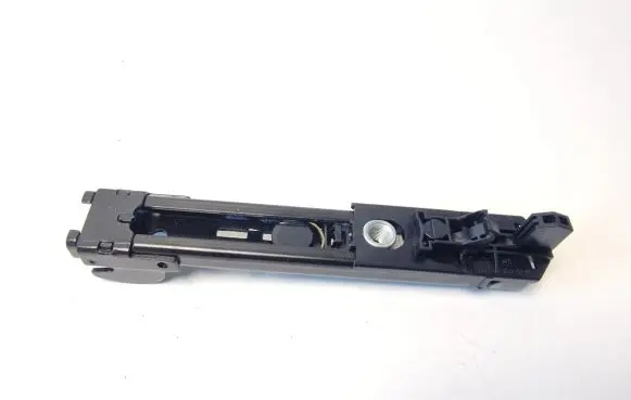 Volkswagen Jetta V Seat belt adjustment rail 1T0857819