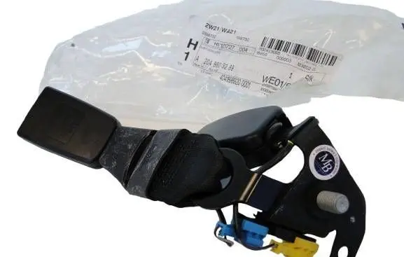 Mercedes-Benz GLK (X204) Rear seatbelt buckle A2048603269