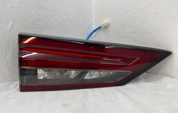 Nissan Qashqai J12 Tailgate rear/tail lights 2268D02F 2268D03F
