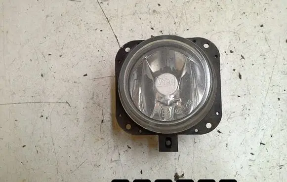 Citroen Xsara Picasso Front fog light 9638225680
