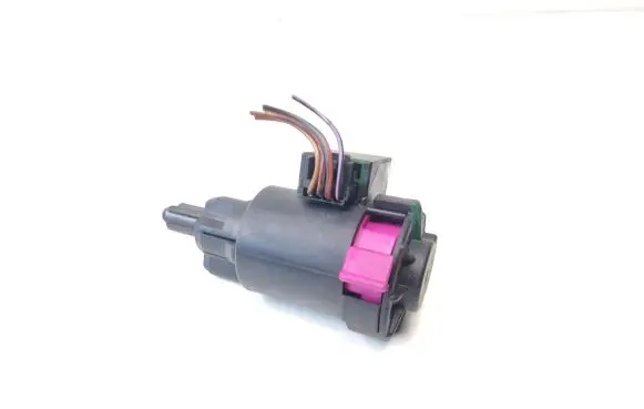 Audi Q7 4L Brake pedal sensor switch 914689963B