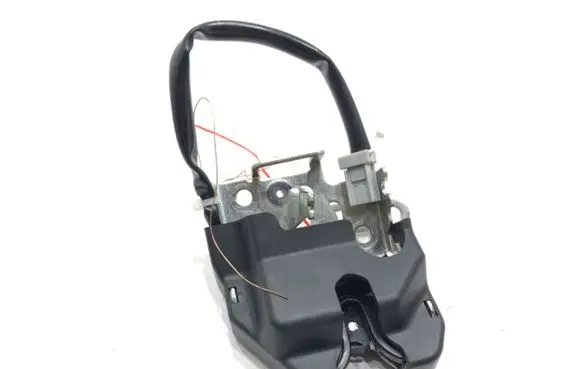 Honda Civic Tailgate exterior lock 