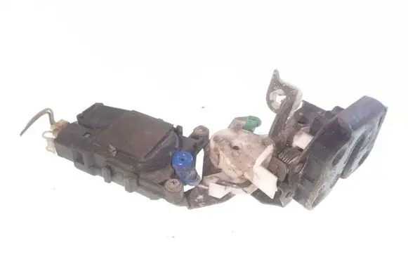 Subaru Outback Rear door lock