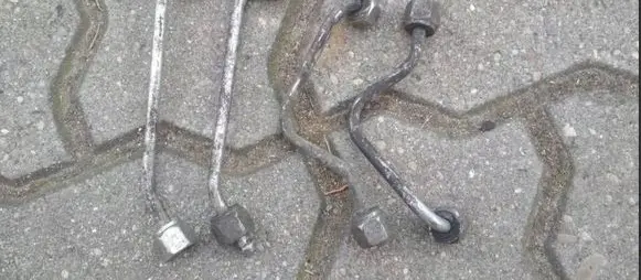 Ford Transit Fuel injector supply line/pipe 