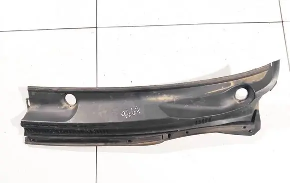 Toyota Corolla E120 E130 Wiper trim 5570902070 3060p020