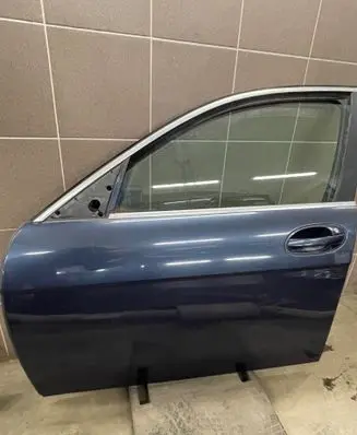 BMW 7 E65 E66 Front door 