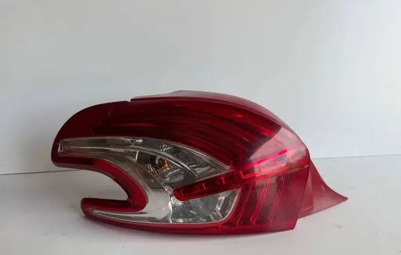 Peugeot 208 Rear/tail lights 9672628280