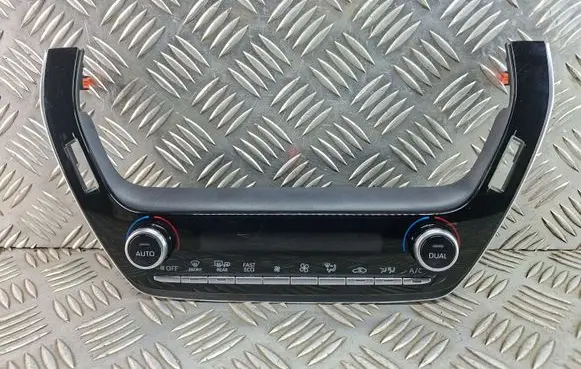 Toyota Corolla E210 E21 Climate control unit 5590002F30
