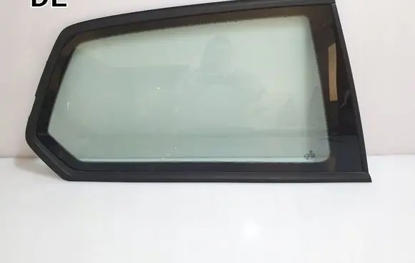 Volkswagen Golf VII Front triangle window/glass 5G3845042C