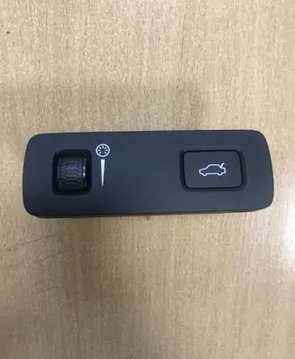 Volvo XC90 Tailgate opening switch 31443873