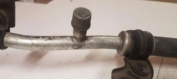 Toyota Avensis T250 Air conditioning (A/C) pipe/hose