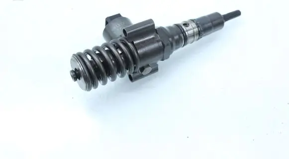 Skoda Octavia Mk2 (1Z) Fuel injector 03G130073G