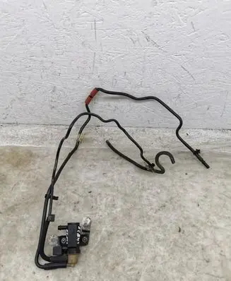 Mercedes-Benz C AMG W205 Vacuum valve A0081535428