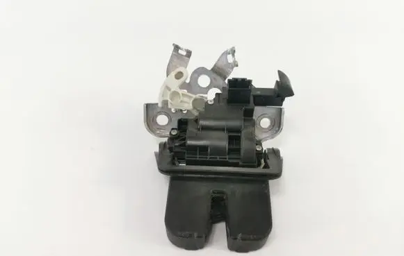 Audi A3 S3 8V Tailgate/trunk/boot lock/catch/latch 8R0827505