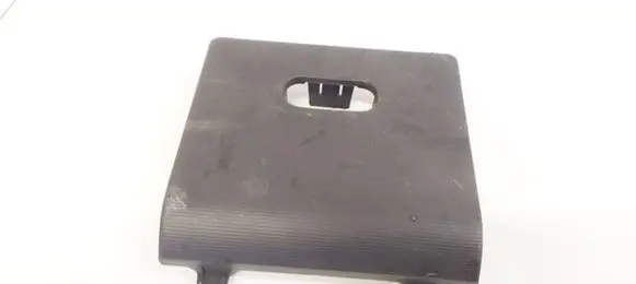 Nissan X-Trail T30 Fuse box cover 8H7003