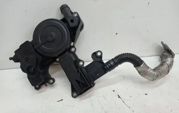 Audi A4 S4 B8 8K Oil breather separator 06H103226A