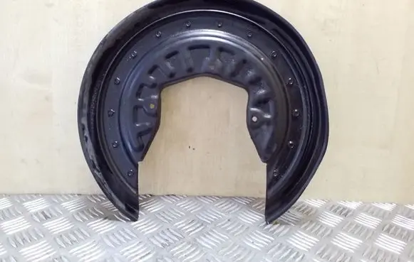Volkswagen Phaeton Rear brake disc plate dust cover 3D0615611C