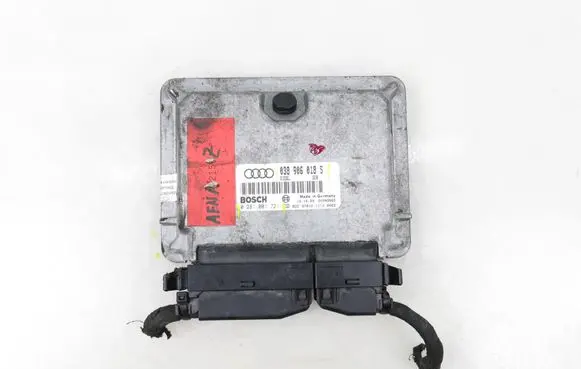 Audi A4 S4 B5 8D Engine control unit/module 0281001721 038906018S