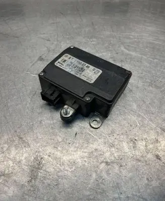 Mercedes-Benz E W211 Battery control module A2115402745 0199008 1203181A