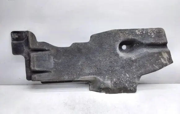 Volvo V40 Rear underbody cover/under tray 31388377