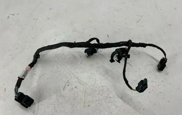 Ford Escape IV Fuel injector wires PU5T14B485ED