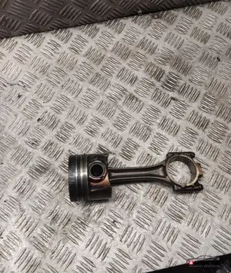 Volkswagen Golf VI Piston with connecting rod