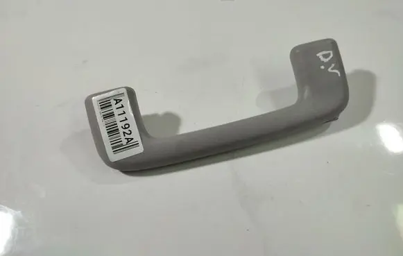Mitsubishi Grandis Rear interior roof grab handle 