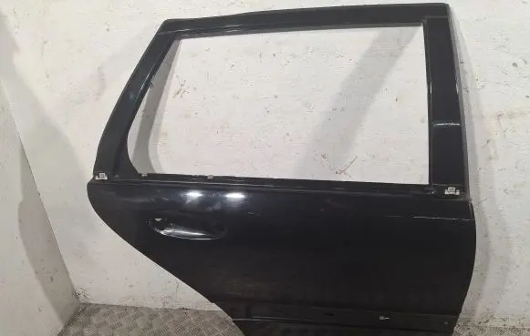 Mercedes-Benz C W203 Rear door A2037301205 A2037300409