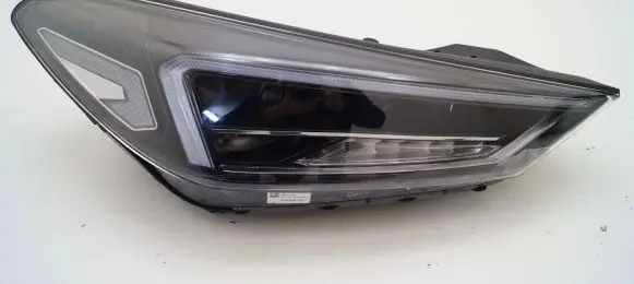 Hyundai Tucson TL Headlight/headlamp