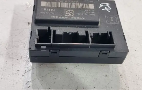 Audi Q7 4L Door control unit/module 4L0907290A