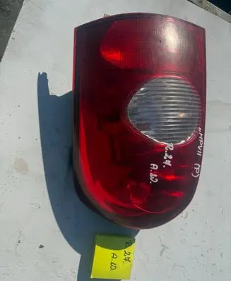 Mazda MPV II LW Rear/tail lights 
