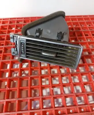 Audi A6 S6 C6 4F Dashboard side air vent grill/cover trim 4F1820902B