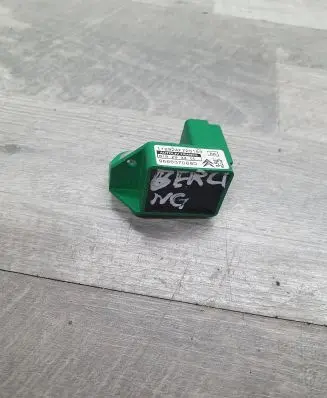 Citroen Berlingo Airbag deployment crash/impact sensor 9666370880 618203300 11222AA720153