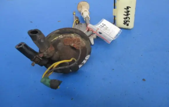 Nissan Sunny In-tank fuel pump