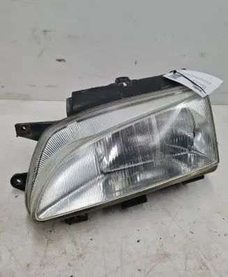Peugeot Partner Headlight/headlamp