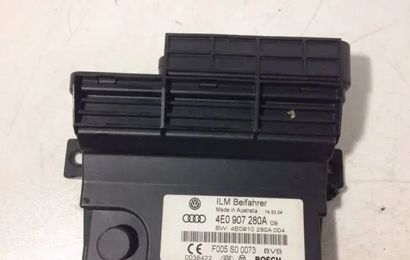 Audi A8 S8 D3 4E Power management control unit 4E0907280A F005S00073