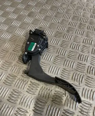 Volkswagen Fox Accelerator throttle pedal 6PV00849601 6Q1721503C