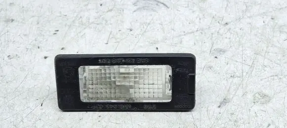 Volkswagen Touran II Number plate light 5N0943021