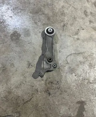 Jaguar XF X250 Front lower control arm/wishbone 3C255