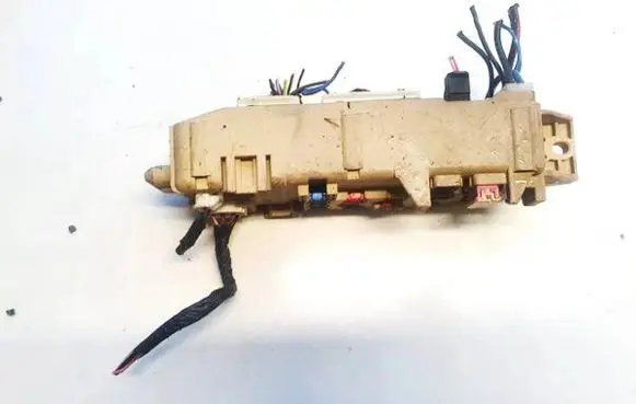 Mazda 323 Fuse box set 0427656118