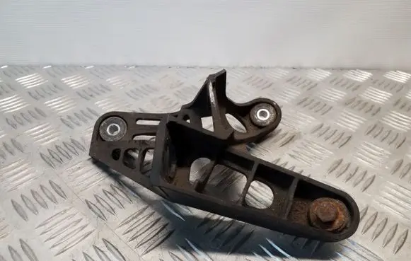 Skoda Octavia Mk3 (5E) Gear shift cable bracket 1K0711789